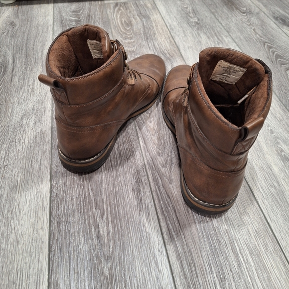 Men's Faux Leather Brown Boots, Size 11 - Picture 6 of 8